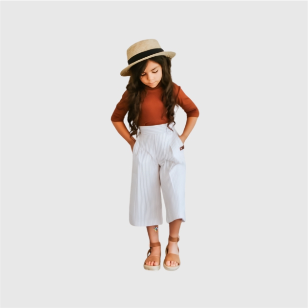 Baby-with-Stylish-Capri2